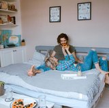 「同棲中の彼に冷めてしまったかも…」”ときめく恋愛好き”ほど陥ってしまう負のサイクルって？【DJあおい】