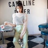 初デートは“見せすぎない肌見せ”で色気を忍ばせ♡絶妙なアンバイを叶えてくれる神アイテムも！あざと【スキバレ】コーデ２選