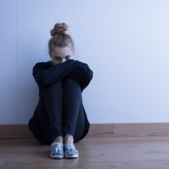 付き合ってるのかわからない…。なかなか告白してくれない男性にあなたならどうする？【DJあおい】