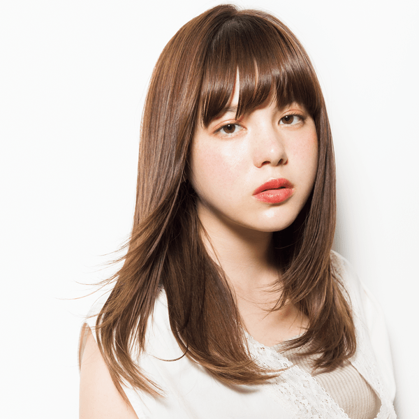 風が吹くたび恋される髪があった!?   まるで女神な圧巻のサラツヤロングはこちら♡