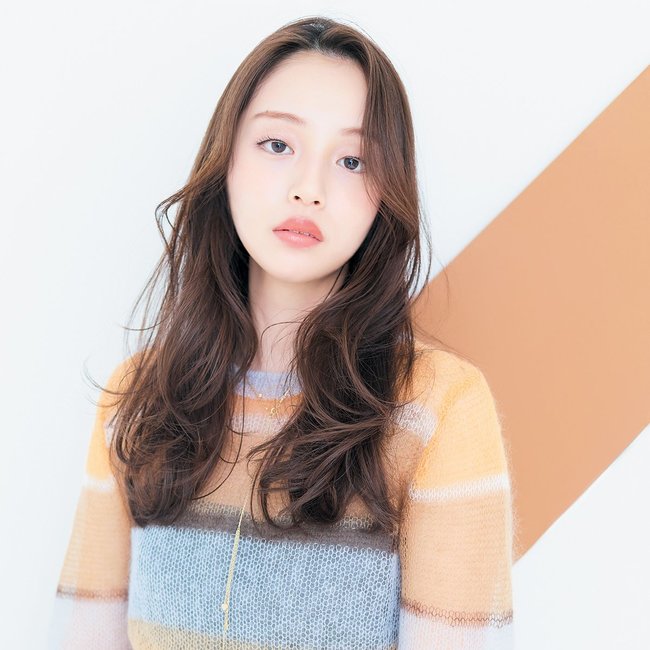 【ロング】カジュアルな抜け感はベージュ系ブラウンで！