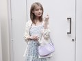 バッグに入れられるコンパクトサイズなら、外出先でも安心してスタイリングできちゃう!