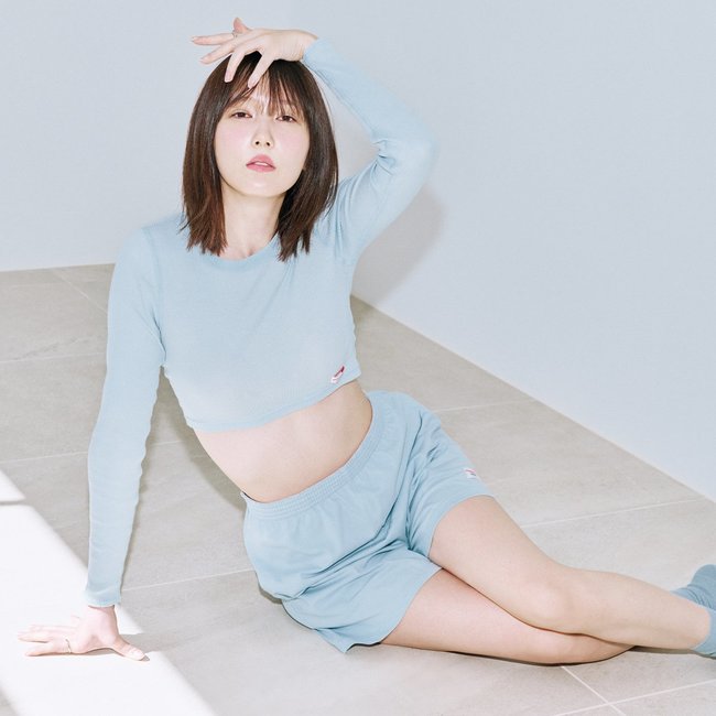 本田翼、メイクで透明感を出すコツは？「素肌を生かすようにしています」愛用アイテムからHOW TOまで一挙ご紹介♡