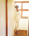 白い服を着ている森田美勇人。ar2月号より