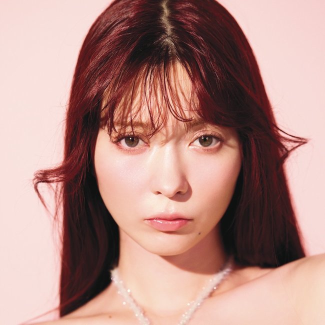 八木アリサ「チークレイヤードにハマりました」BEAUTYリーダーアリサのイチ推しチーク&ハイライトをご紹介♡