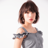 暗髪を野暮ったく見せない秘訣って？王道カラーには透け感の＋αがカギ