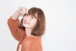 カールが揺れる まろやかボブに 一目惚れ♥