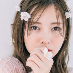 白石麻衣のまとめ 髪型 メイク スキンケア情報ならarweb アールウェブ