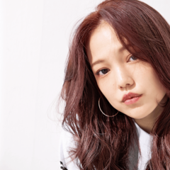 「肌色がキレイに見えるのはピンク髪のおかげ♡」オンナ度上がって色気もUP！【ピンクヘアカラー】3選