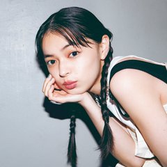 上國料萌衣が愛用しているベースメイクは？【プライベートのビューティー事情をネホハホ】