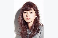 ラベンダーアッシュで軽やかロング