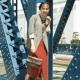 少しでも細く見られたいって思ってます。着れば即美女見えする最旬ボトムは縦シルエットがキモ♡