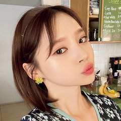 韓国ガールってなんでサラサラ髪なの!? DHOLICのモデルに聞いた「愛用品はLadorのワンダーバーム」