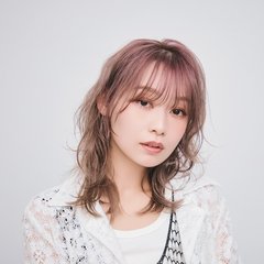 【ミディアム】レイヤー×不揃いウエーブでラフなカッコよさを