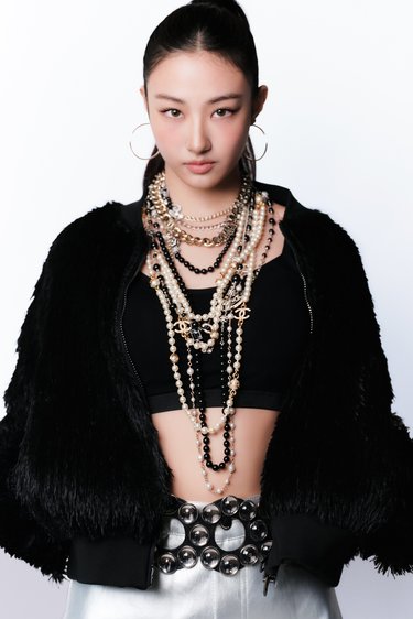 BLACKPINK以来8年ぶりの新ガールズグループ『MEOVV(ミヤオ)』の