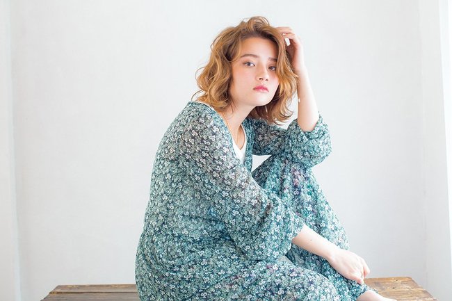 動くほどに表情を変えるアンニュイボブ