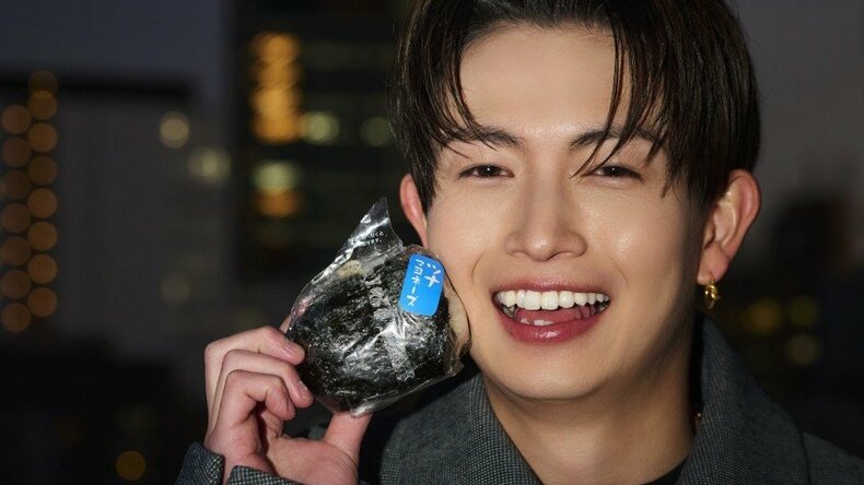 【おむすび男子Vol.12~綱啓永とツナマヨ~】運命を感じた出来事って?「ボウリングをしていたら、なんと隣のレーンで…」