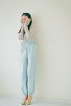 トリンドル玲奈、春の寒色コーデ。ar2月号より