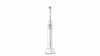 Oral-B by Braun オーラルB iO2 ホワイト　￥7,980（編集部調べ）／ブラウン