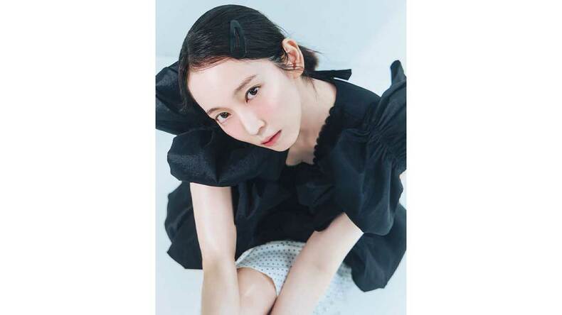 吉岡里帆、バスタイムの過ごし方は？座右の銘はある？輝き続ける女優の最新素顔をたっぷりお届け♡