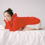 「夏までに"デニムとタンク"で垢抜けたい！」畑芽育が着こなす【シンプルデニムスタイル】