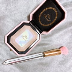 ハイライトで光を味方に♡立体感120％目元の作り方