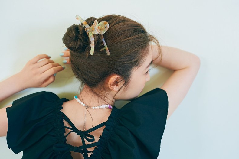 上西星来。ar8月号より