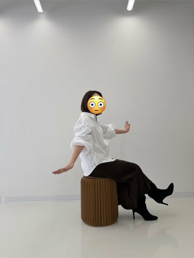 【ar編集部員がお試し】越境ECアプリ『TAO』のアイテムって実際どう？撮影スタジオに置くため、実際に椅子を注文してみた結果…