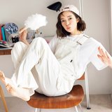 メンバーカラー”白”の推しに捧げる♡佐藤栞里が魅せるカジュアルな【オールホワイトコーデ】2選