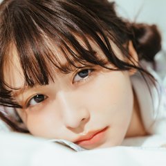 長濱ねるの視線にドキドキ♡ 毎日頑張っている女子に捧ぐ！ 自分に甘くなっちゃう時があってもいいと思えるエッセイをお届け