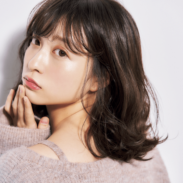 暗髪なのに透明感ダダ漏れなあの子の秘密は〇〇にあり！