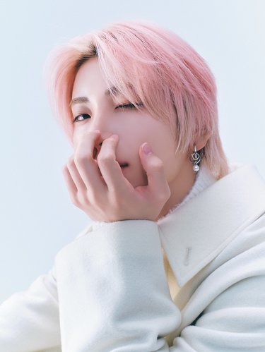 &TEAM・YUMA、色っぽウインクショットがセクシーすぎ♡ 大好きな食べ物 