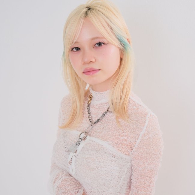 【ミディアム】控えめなのに抜群の存在感♡チラリなイヤリングカラー