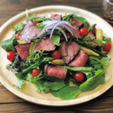 せっかくならドレッシングまで手作りで♡　お家でできるローストビーフサラダの作り方