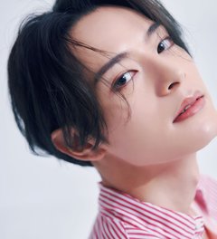 塩野瑛久、この色気の秘密は肌にあり！男子美容や愛用アイテムについて語る「肌が荒れやすい時は…」