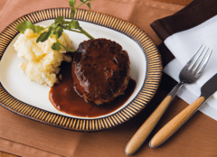 「もう一回作って！」と必ず言われる♡ 無敵のハンバーグレシピ【天野っちの今日のごはん】