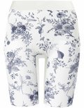 ガードル ¥6,380(税込)〜/ワコール
