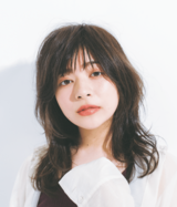 今っぽさは【ナチュラルウルフ】が全部解決♡暗髪でもできる春っぽヘアって？