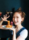 畑芽育。ar9月号より