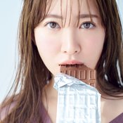 小嶋陽菜「白さよりも透明感を意識したお手入れをしています」マシュマロ肌の秘密に迫る♡【小嶋陽菜のBESTスキンケア】