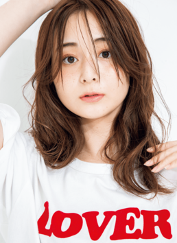 【ミディアム】今最もキテルおしゃれヘアは"ノーズバング”