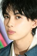 草川直弥