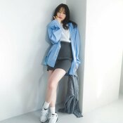 オーバーシャツだけで抜け感大人コーデが完成!上西星来が着こなす【ニュアンスコーデ2選】