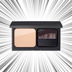 薄付きなのにフィルター加工ばり!!!?  編集部員が奇跡と呼んだスーパーファンデがこちら