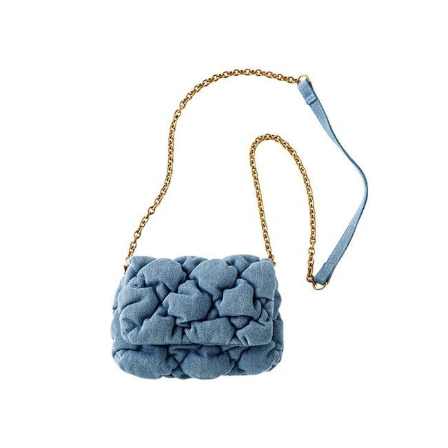 【365days色っぽ】コーデに”レディみ”を足せる！デニム素材のチェーンバッグ