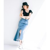 このチラリ、夏っぽい♡　黒×デニムでヘルシーな色気をゲット