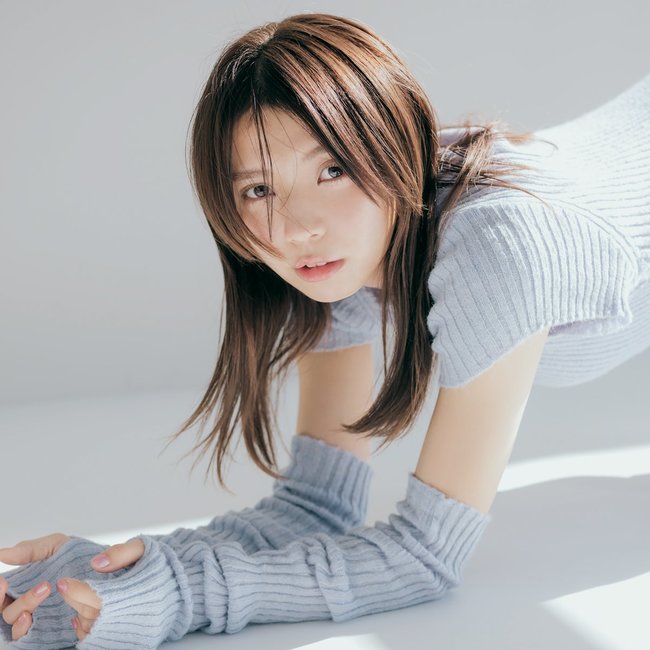 櫻坂46・小林由依「寝てる間も美容の時間にしています」現役アイドルの美貌キープ法♡【朝夜ルーティン＆愛用グッズ8選】