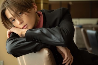 映画『矢野くんの普通の日々』で主演を演じる八木勇征が最近恋
