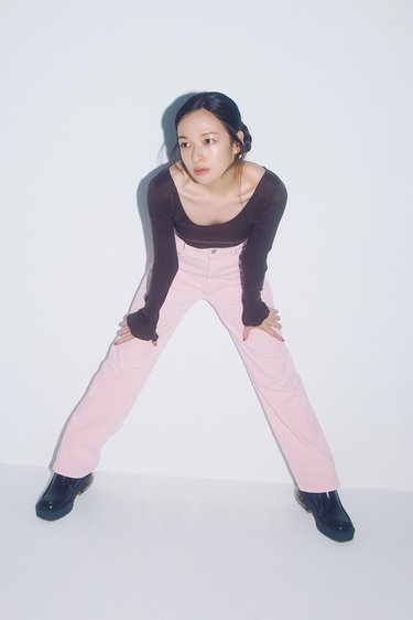 画像 写真 森絵梨佳 多くの後輩モデルたちからお手本にされている 神すぎるポージングまとめ Arweb アールウェブ 大好きな人にモテるための髪型 メイク ファッション情報満載