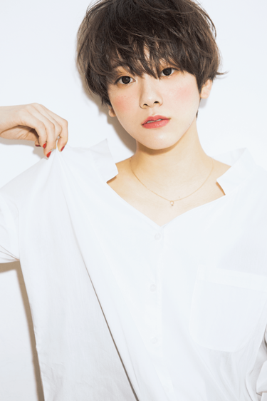 短くても色気ただよう おフェロなショートのヘアカタログ Ar アール Web